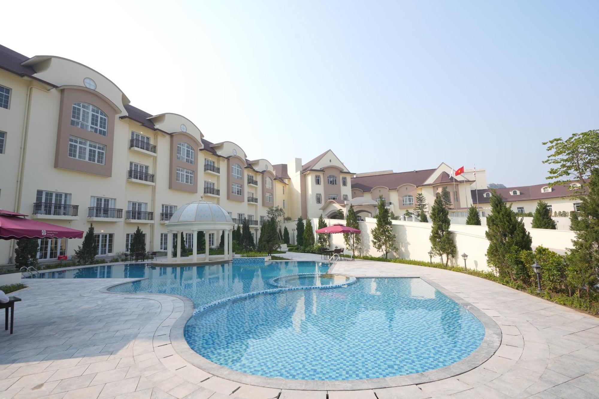 Legend Valley Hotel Ha Nam Phu Ly Exterior photo