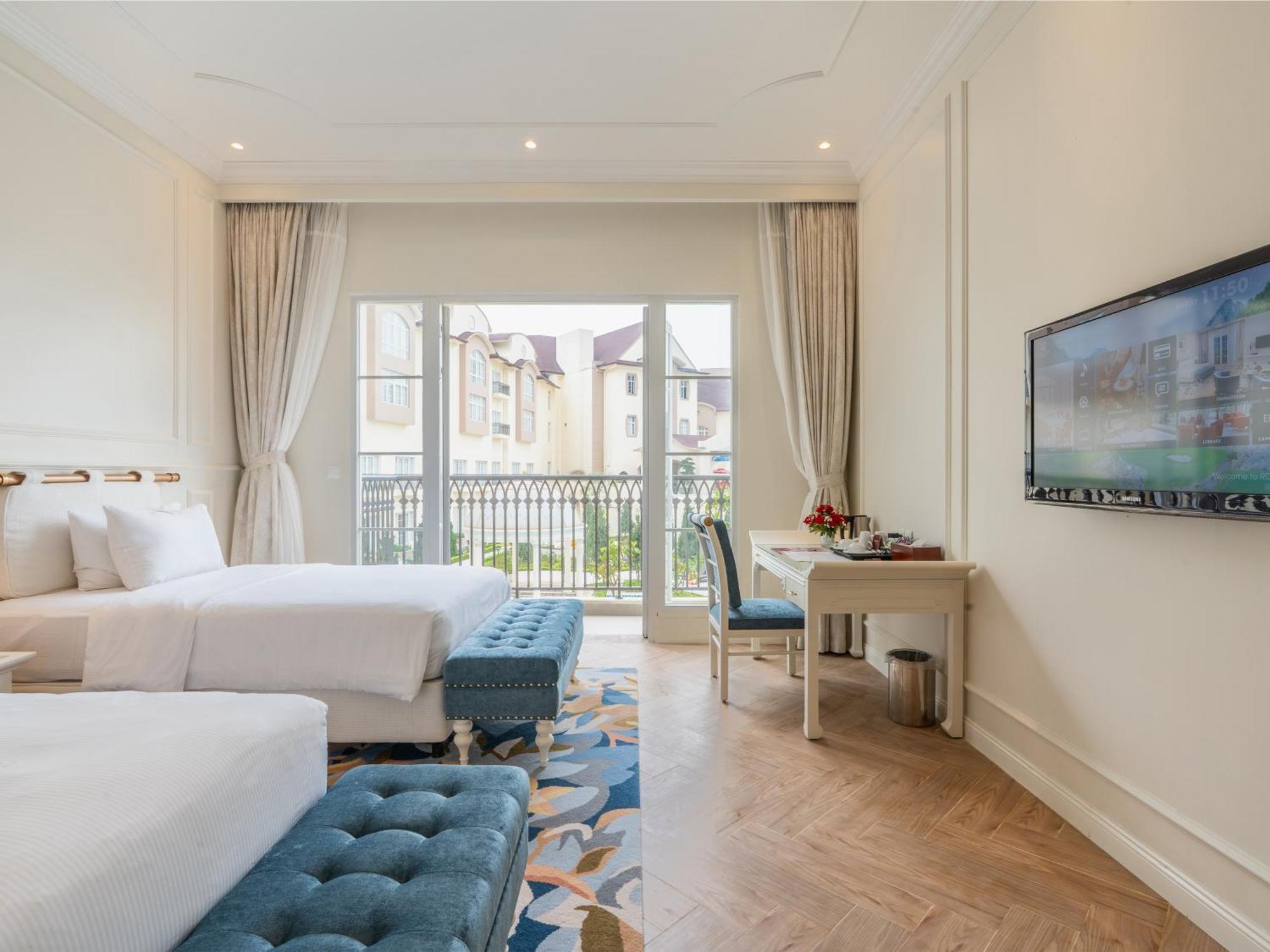 Legend Valley Hotel Ha Nam Phu Ly Exterior photo
